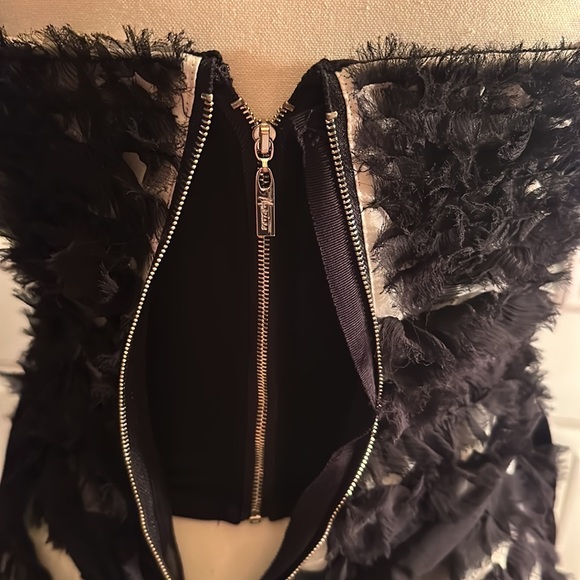 Guess Strapless Dress - Picture 4 of 10